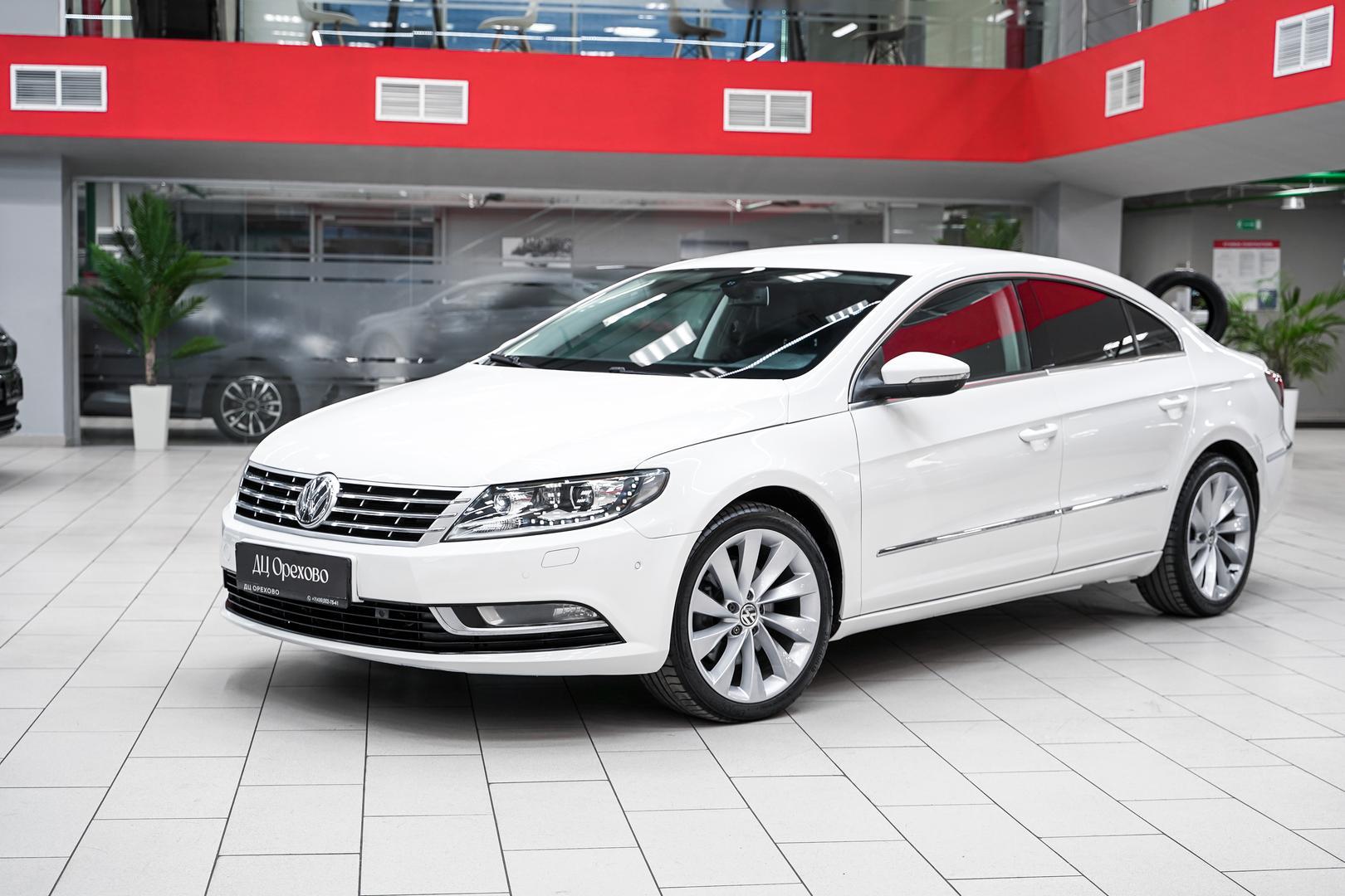 Volkswagen Passat CC 2013, белый, ДЦ Орехово
