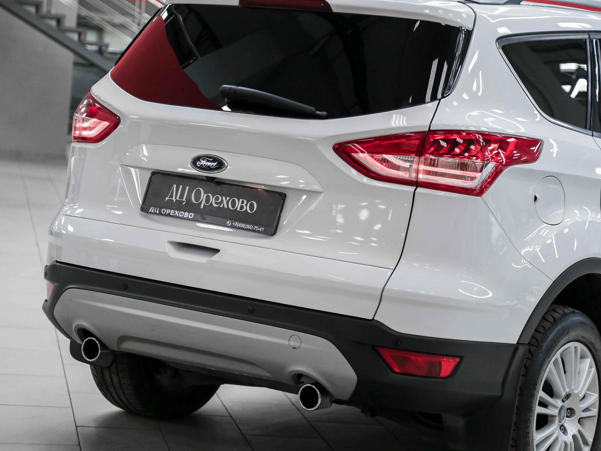 Ford Kuga 2014, белый, ДЦ Орехово