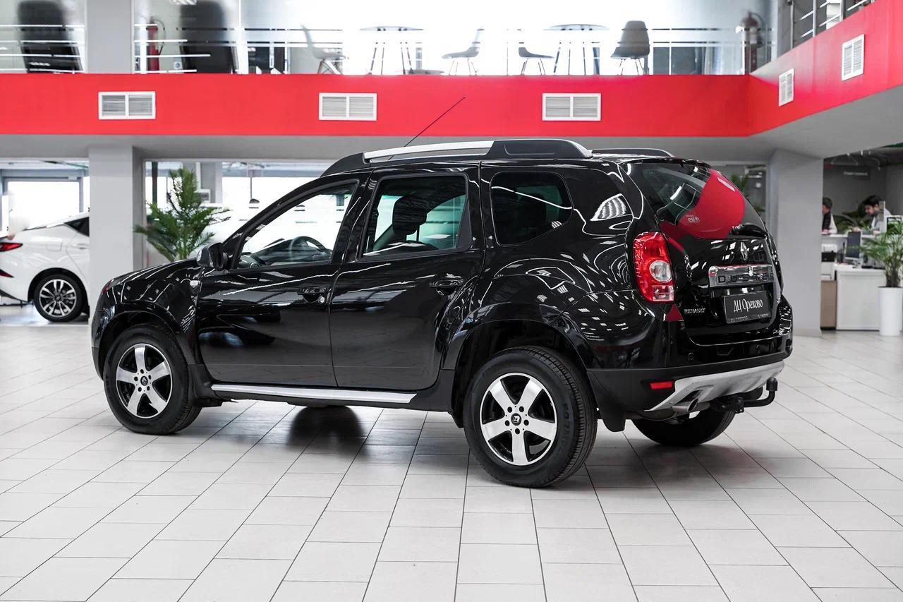 Renault Duster 2012, черный, ДЦ Орехово