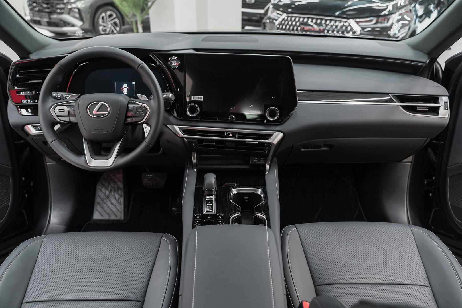 Lexus RX 2025, черный, ДЦ Орехово