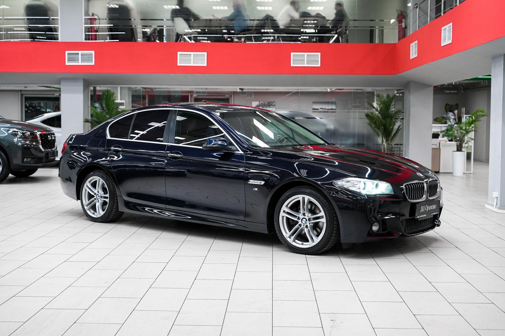 BMW 5 серии 2013, синий, ДЦ Орехово