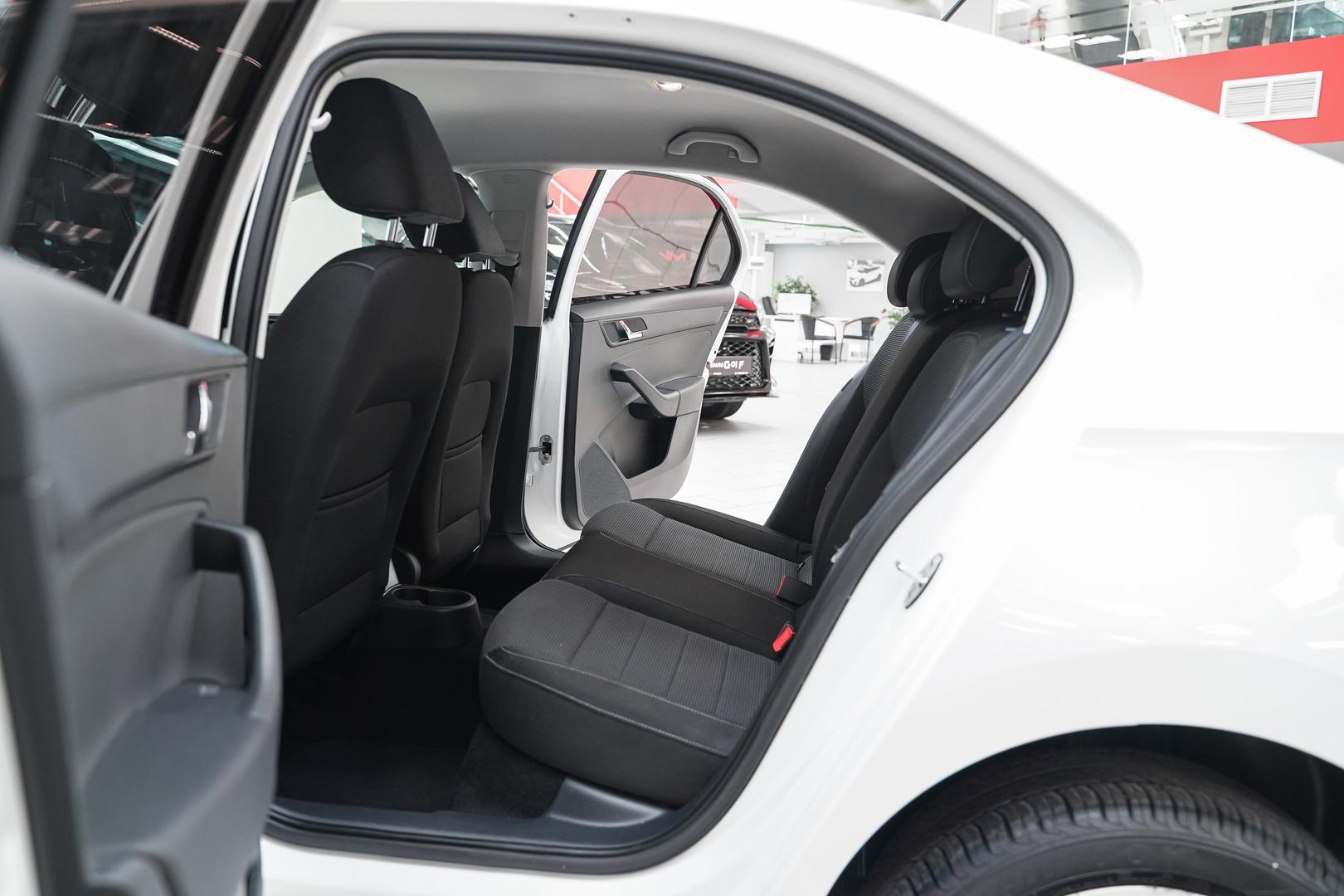 Skoda Rapid 2015, белый, ДЦ Орехово
