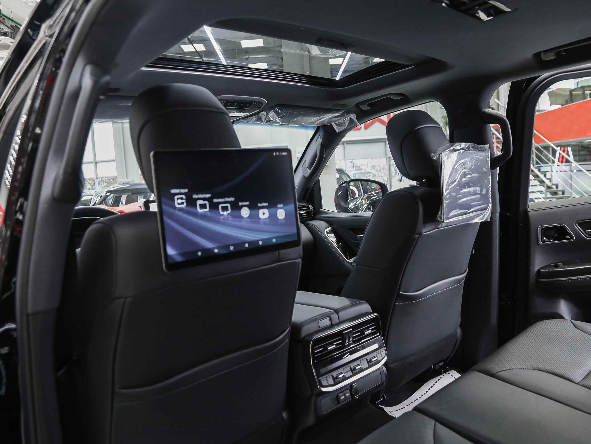 Toyota Land Cruiser 2026, черный, ДЦ Орехово
