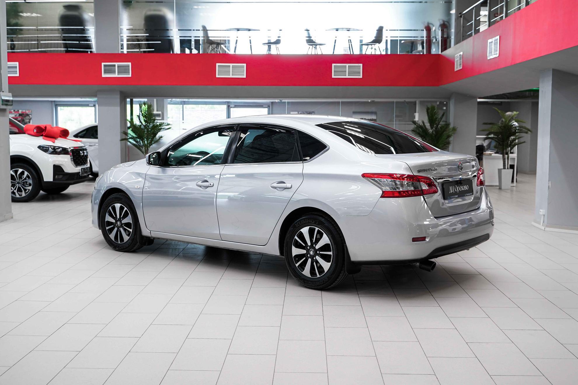 Nissan Sentra 2014, серебряный, ДЦ Орехово