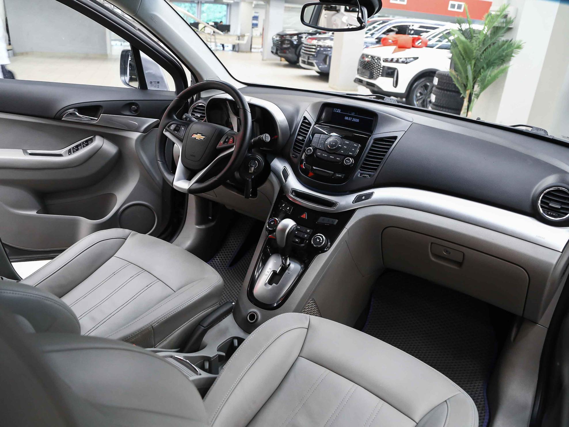 Chevrolet Orlando 2013, серый, ДЦ Орехово