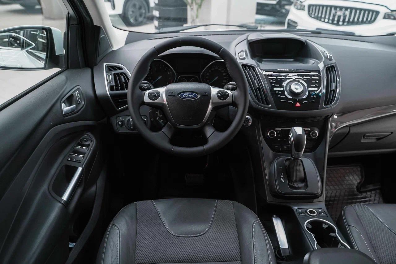 Ford Kuga 2015, белый, ДЦ Орехово