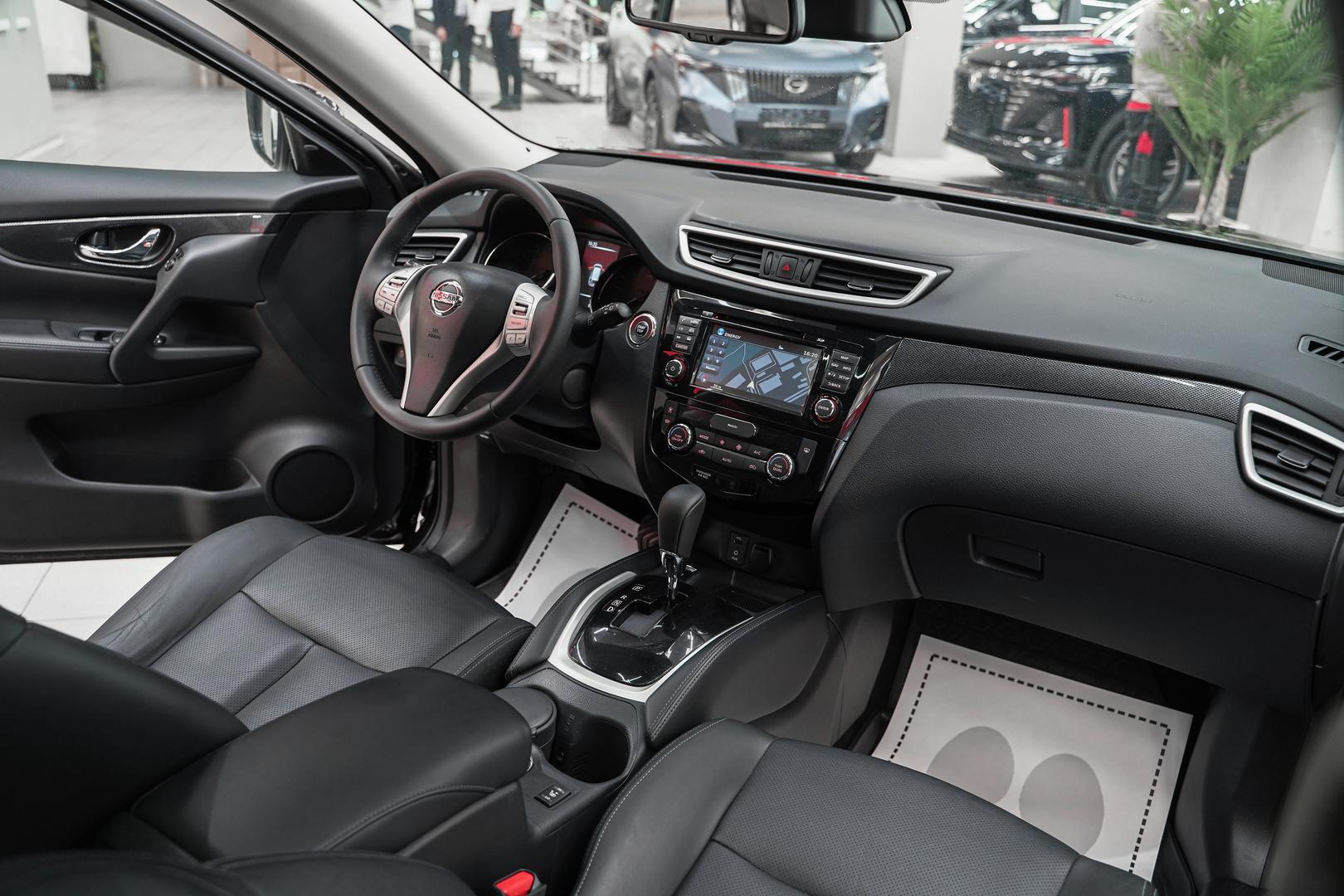 Nissan X-Trail 2017, черный, ДЦ Орехово
