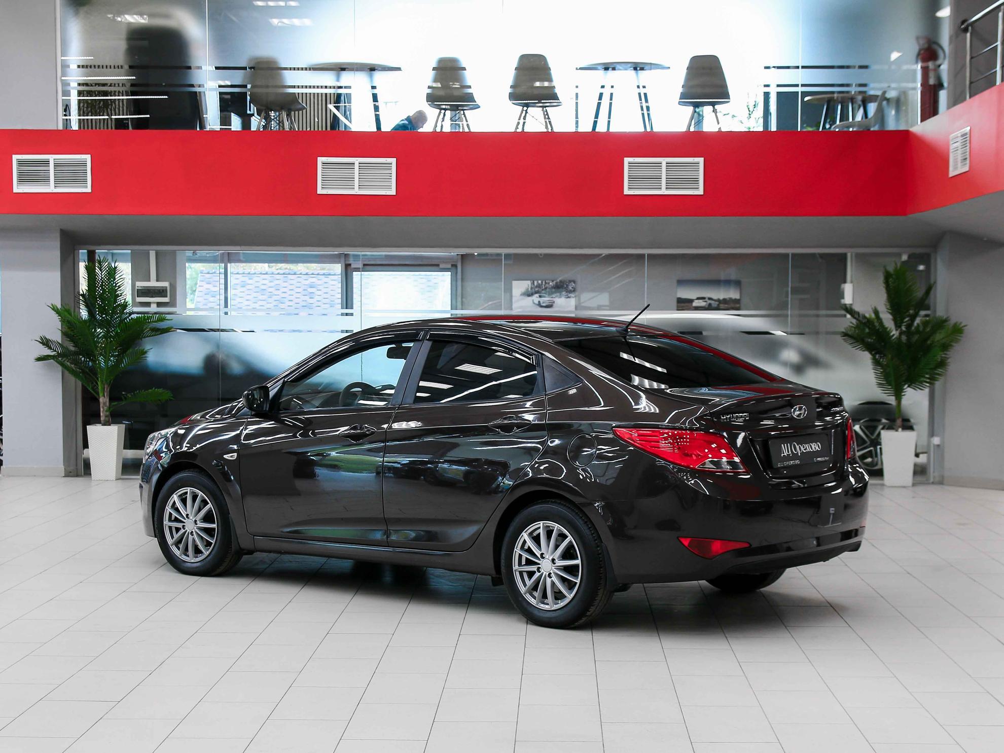 Hyundai Solaris 2014, коричневый, ДЦ Орехово