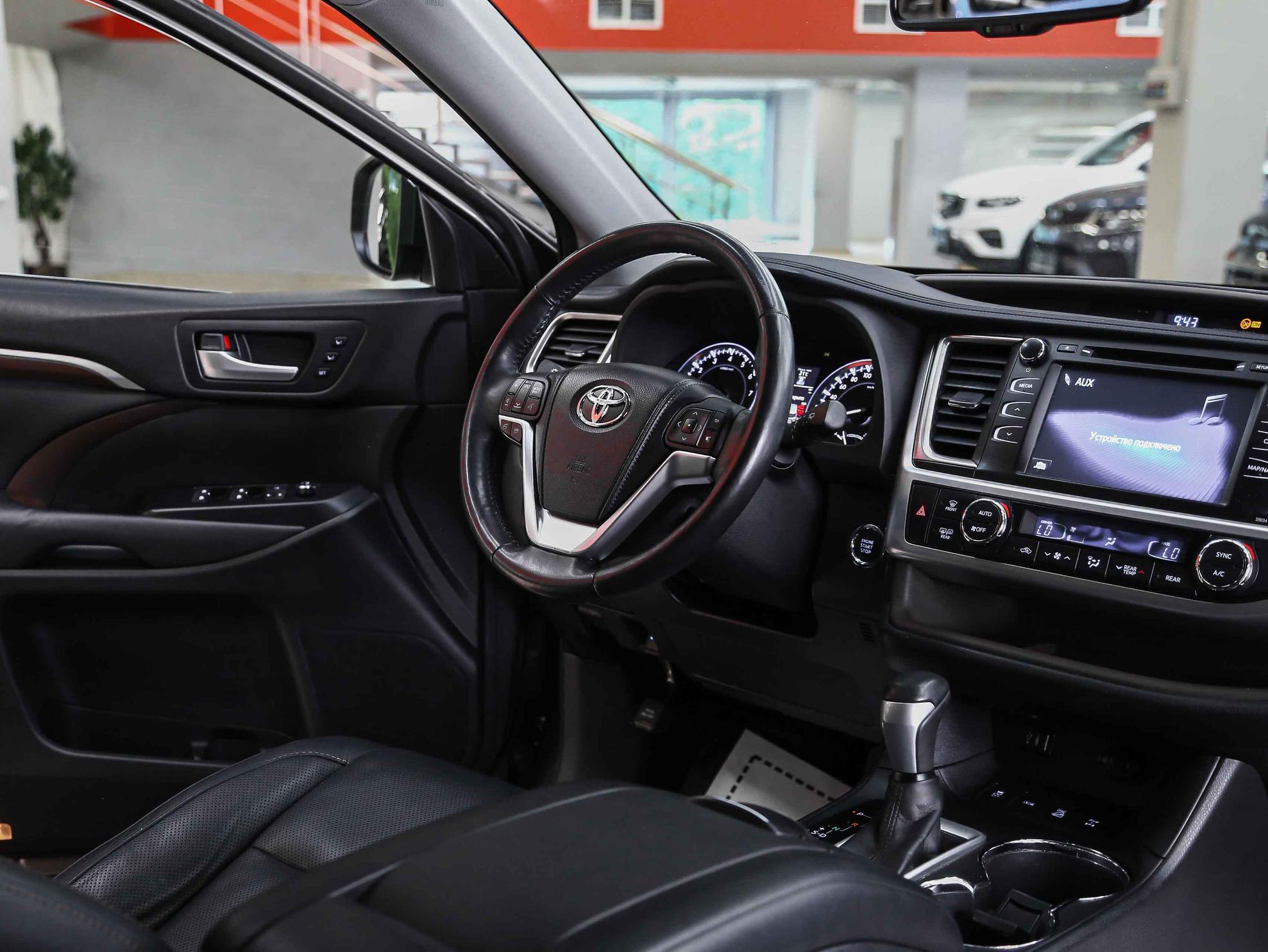 Toyota Highlander 2014, серый, ДЦ Орехово