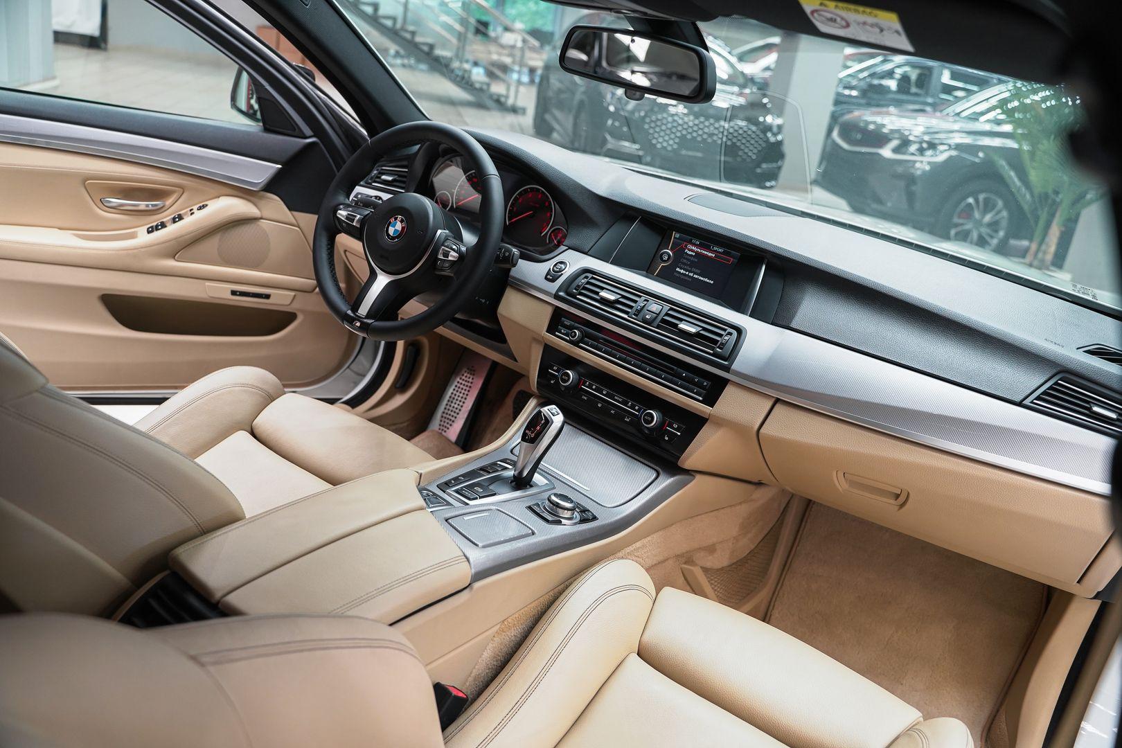 BMW 5 серии 2014, белый, ДЦ Орехово
