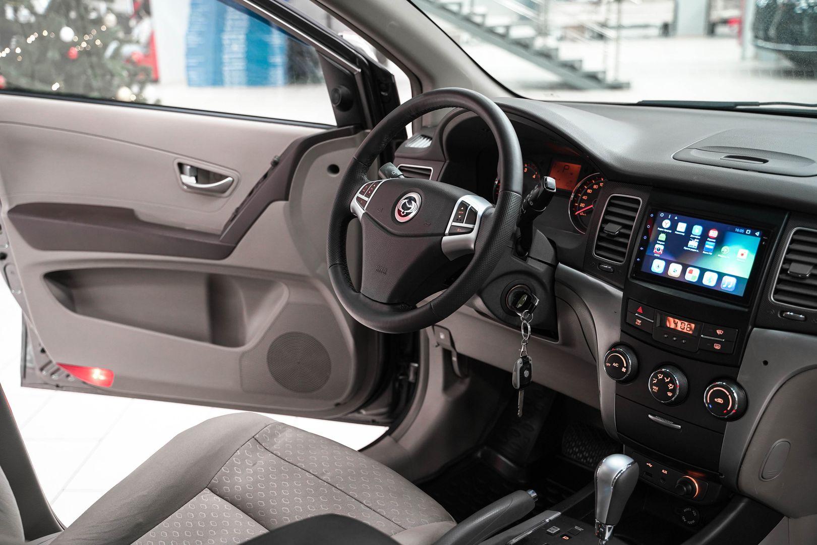 SsangYong Actyon 2011, серый, ДЦ Орехово
