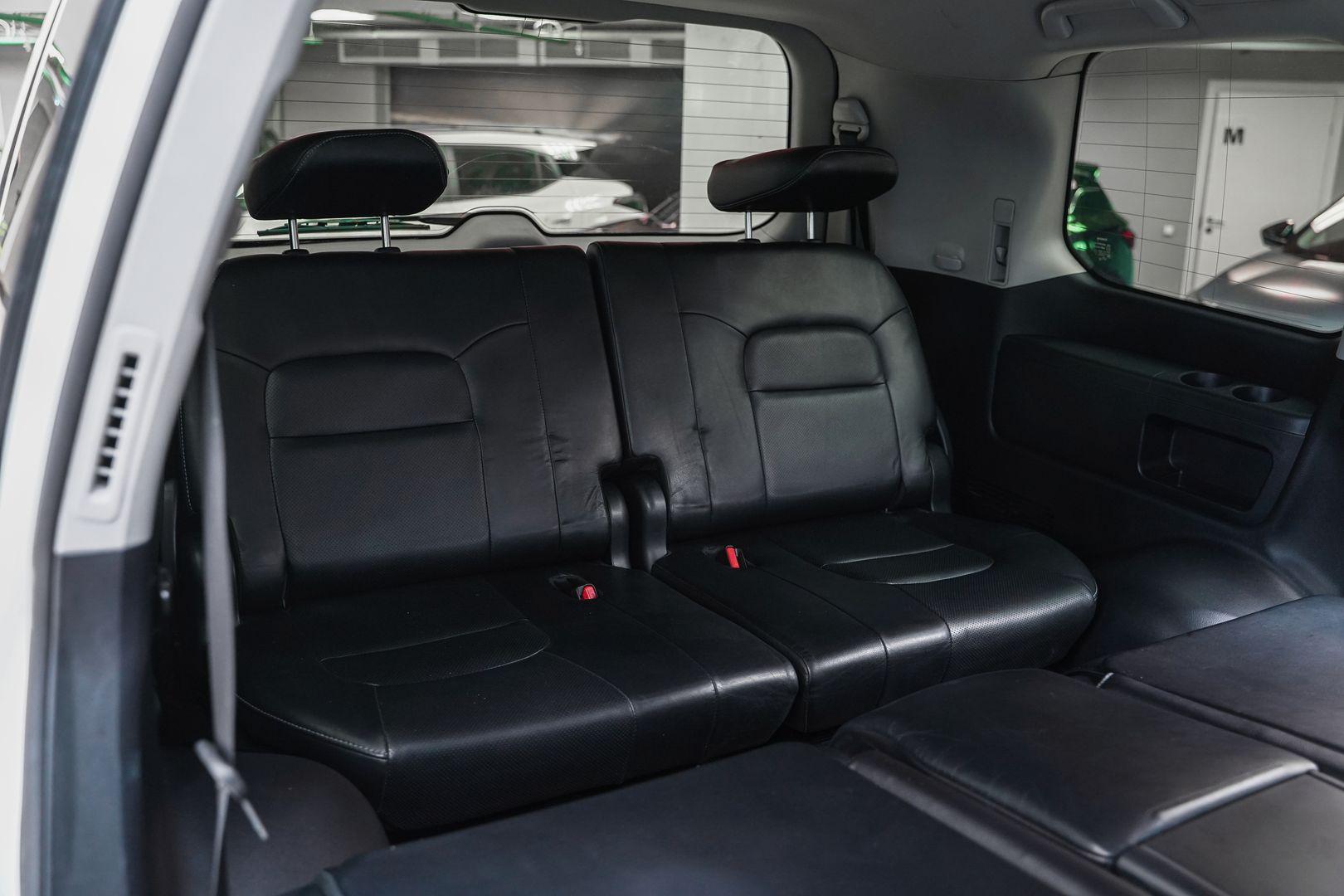 Toyota Land Cruiser 2012, белый, ДЦ Орехово