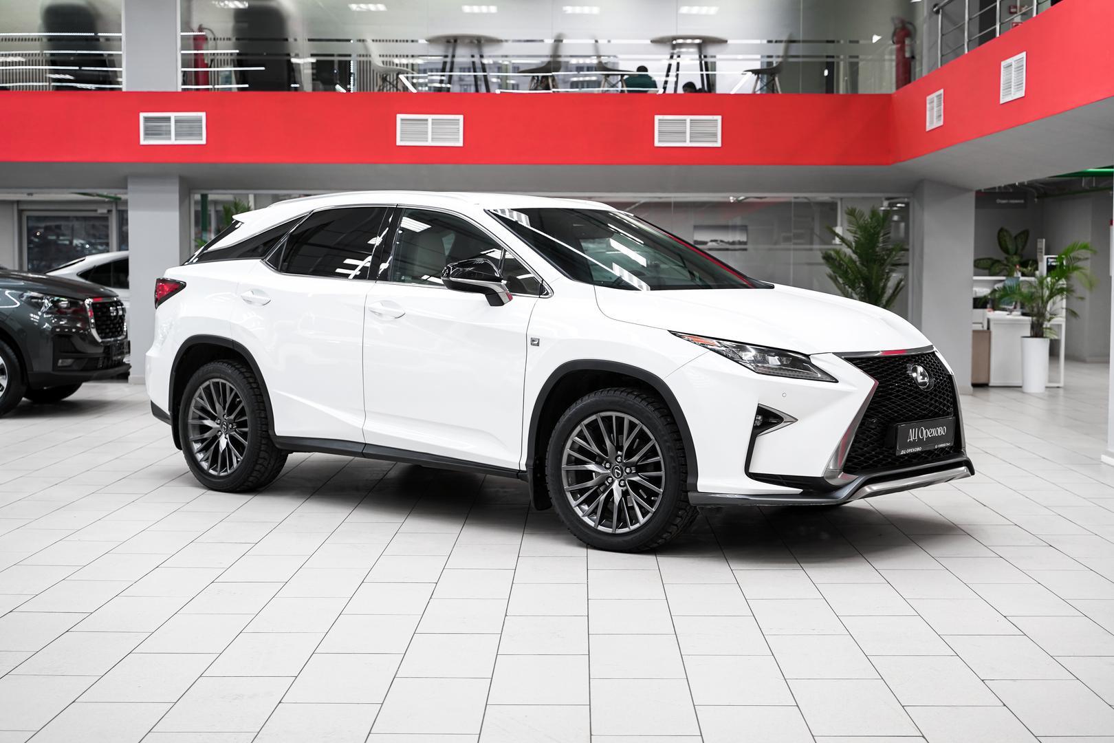 Lexus RX 2016, белый, ДЦ Орехово