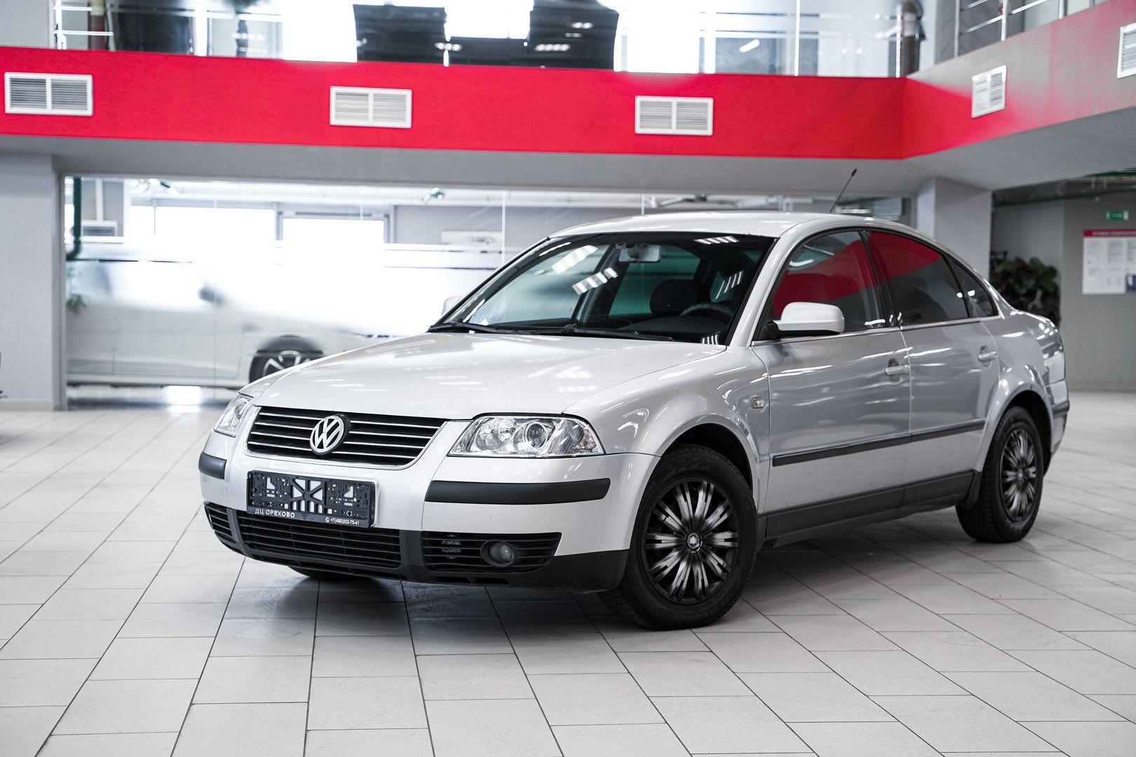 Volkswagen Passat 2001, серебряный, ДЦ Орехово