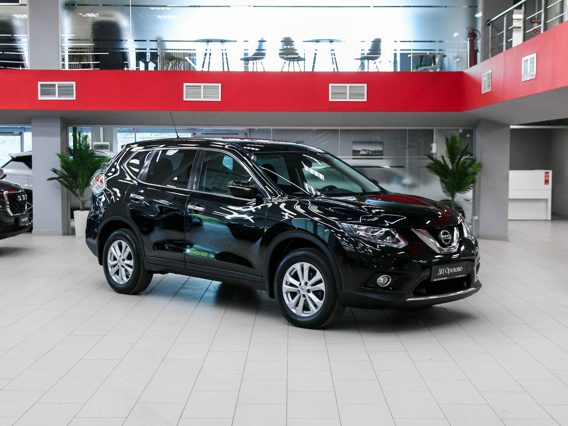 Nissan X-Trail 2016, черный, ДЦ Орехово