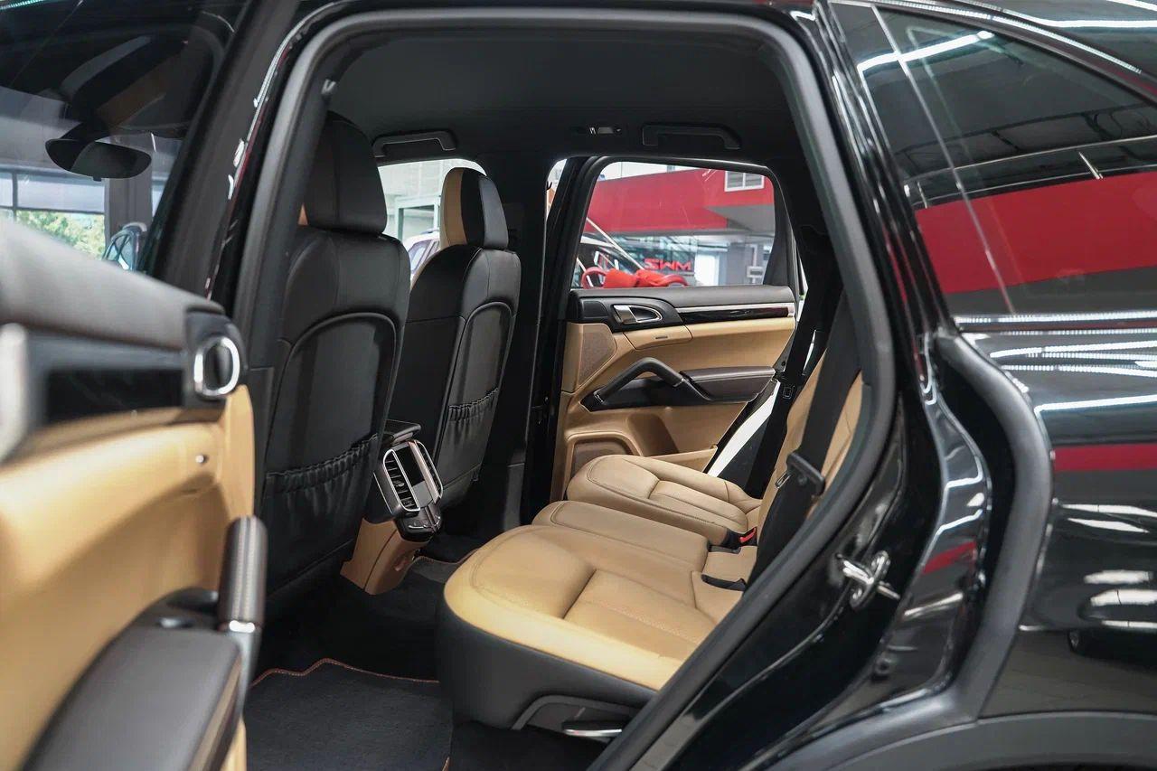 Porsche Cayenne 2014, черный, ДЦ Орехово