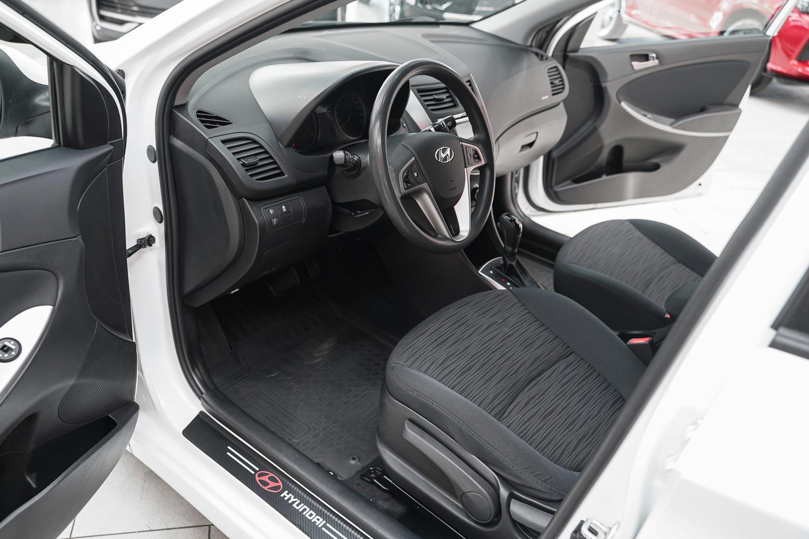 Hyundai Solaris 2016, белый, ДЦ Орехово