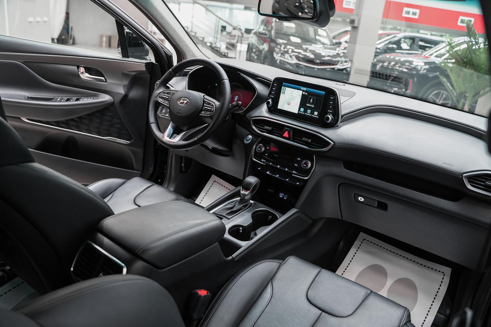 Hyundai Santa Fe 2018, черный, ДЦ Орехово