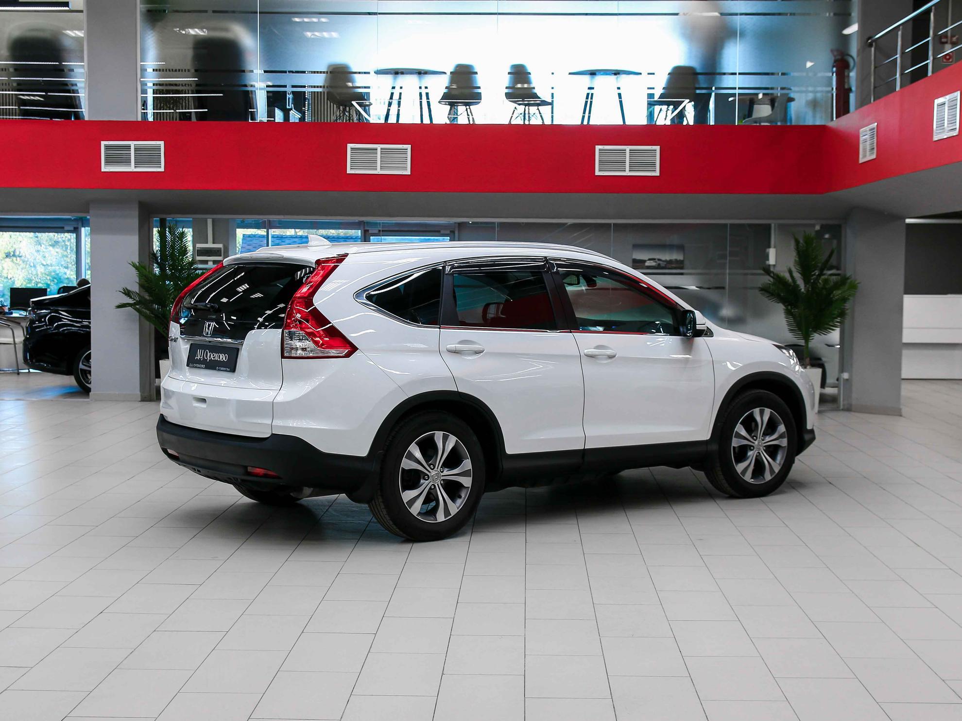 Honda CR-V 2013, белый, ДЦ Орехово