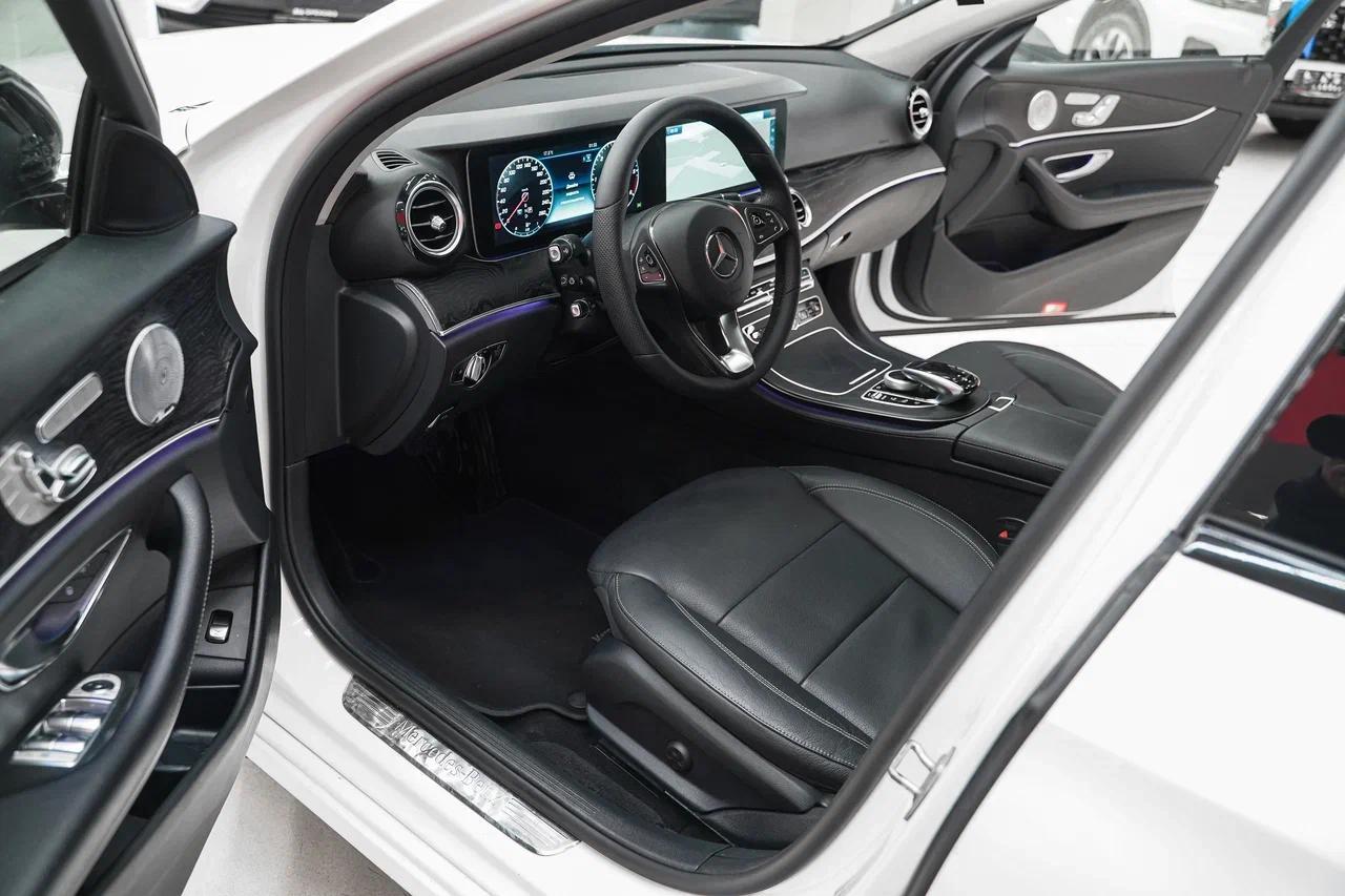 Mercedes-Benz E-Класс 2017, белый, ДЦ Орехово