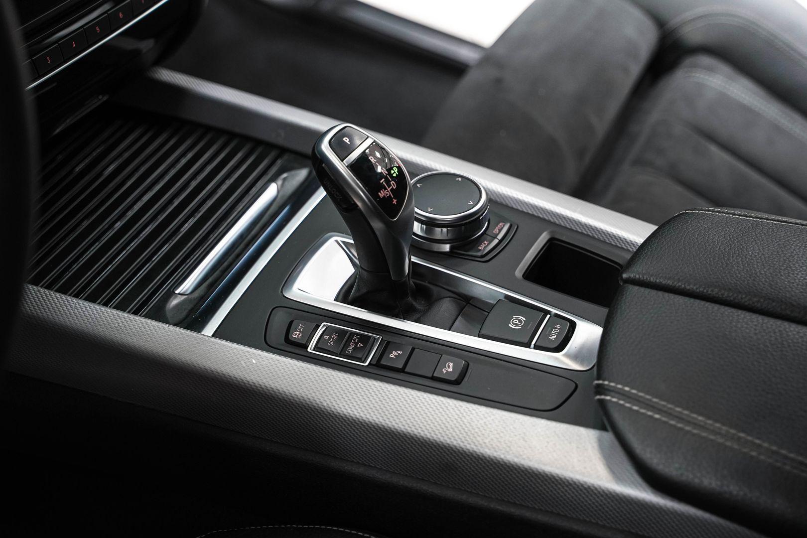 BMW X5 2017, белый, ДЦ Орехово