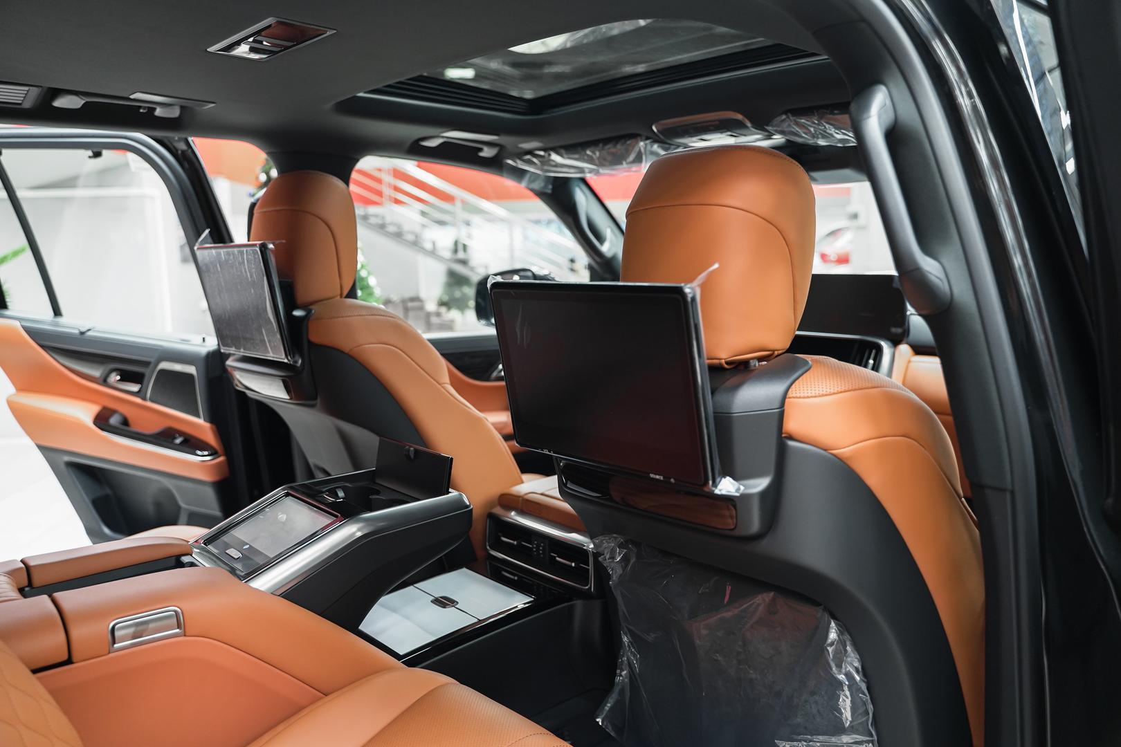 Lexus LX 2025, черный, ДЦ Орехово