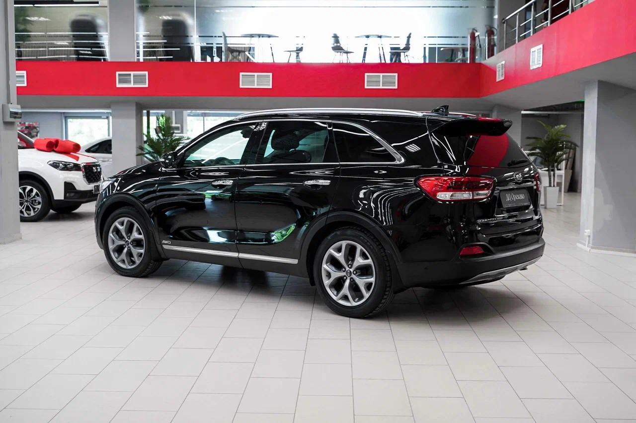 Kia Sorento 2016, черный, ДЦ Орехово