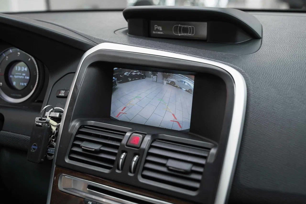 Volvo XC60 2010, серый, ДЦ Орехово