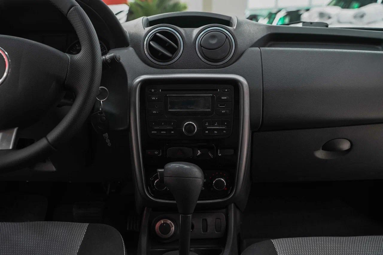 Renault Duster 2013, серебряный, ДЦ Орехово
