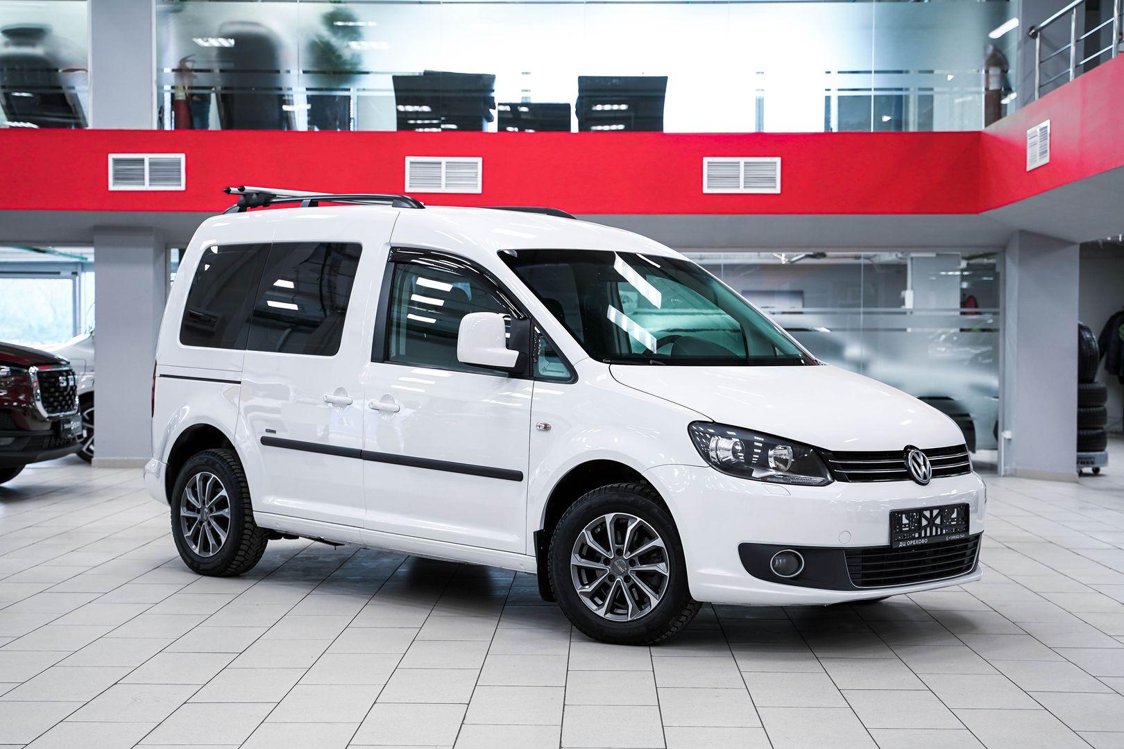 Volkswagen Caddy 2013, белый, ДЦ Орехово