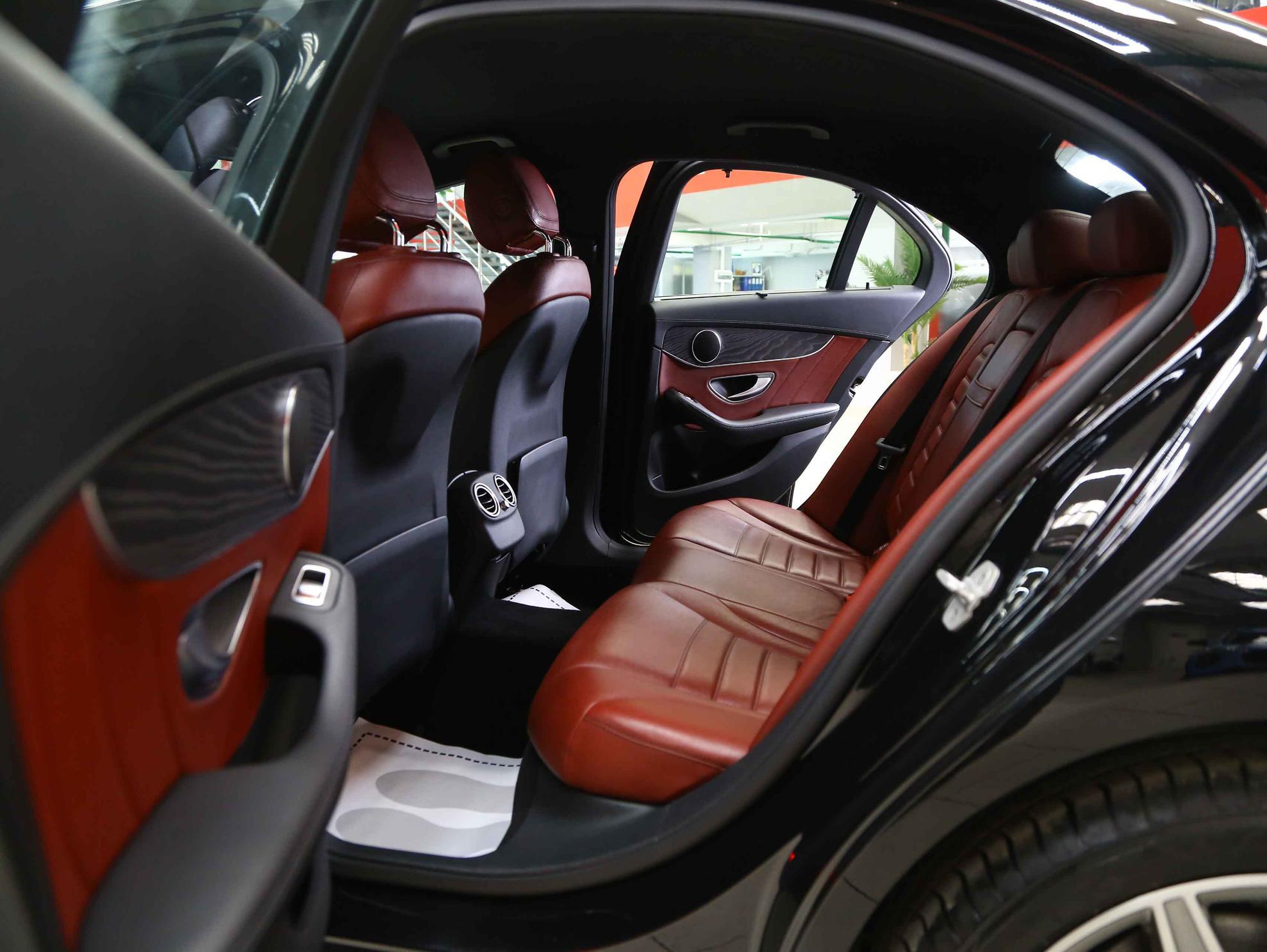 Mercedes-Benz C-Класс 2015, черный, ДЦ Орехово