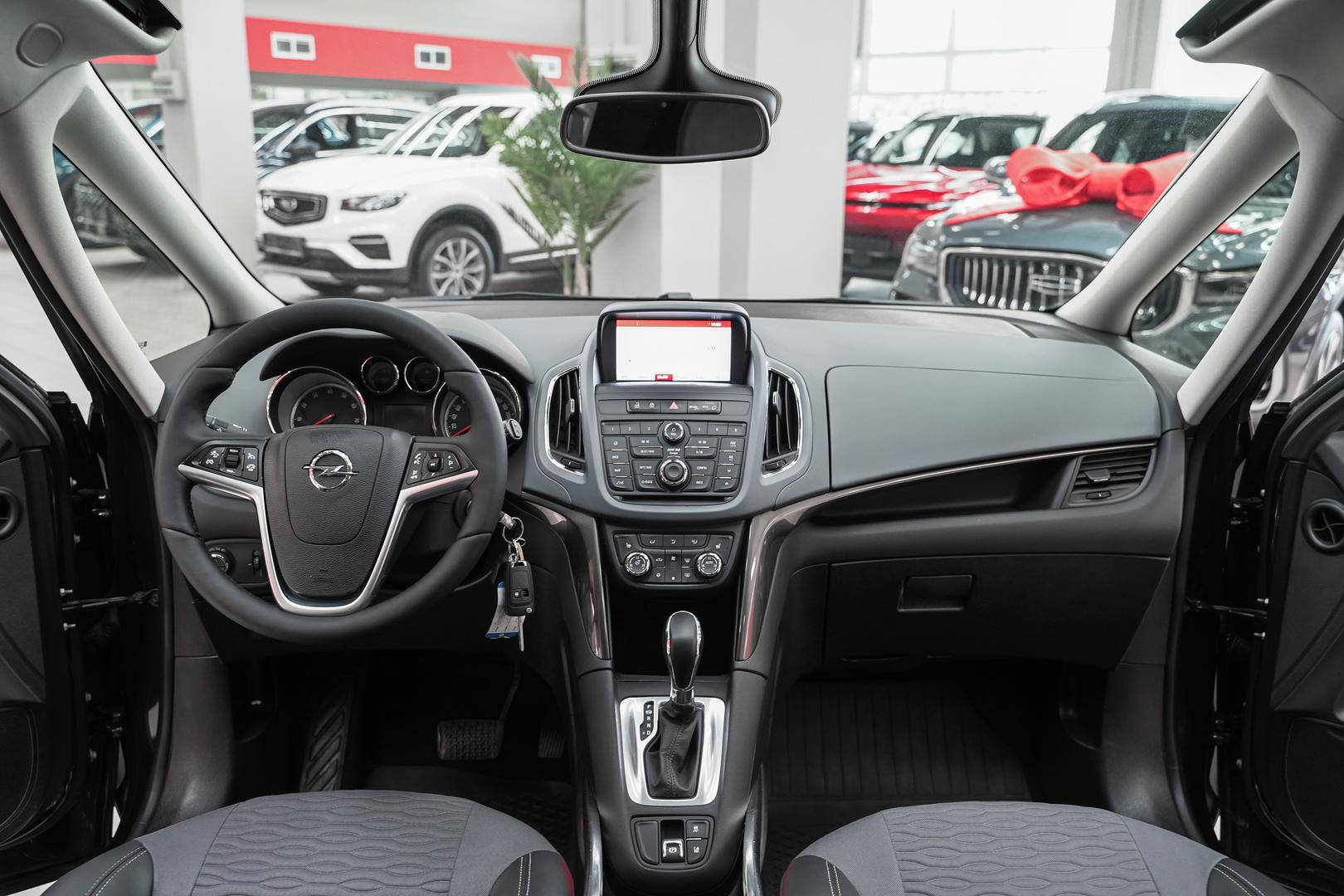 Opel Zafira 2014, черный, ДЦ Орехово