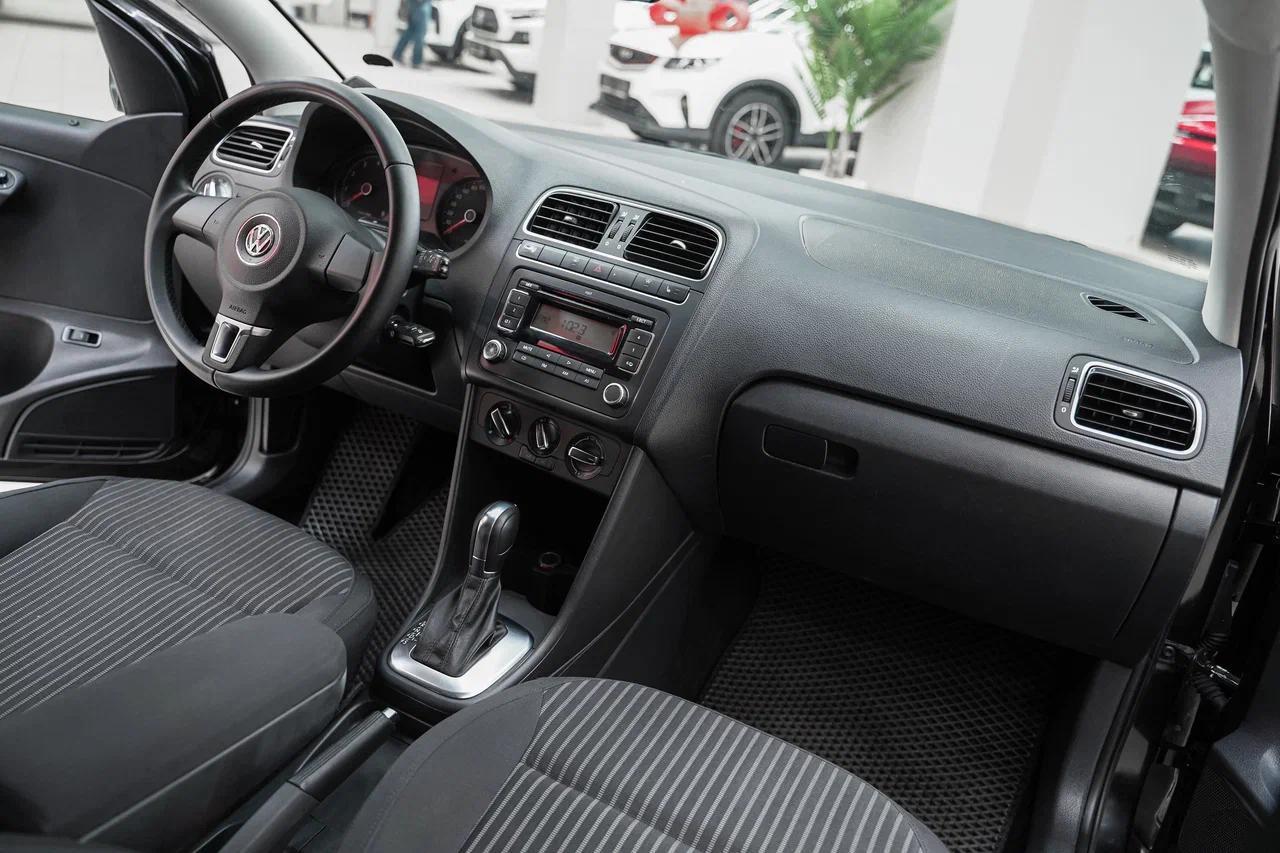 Volkswagen Polo 2012, черный, ДЦ Орехово