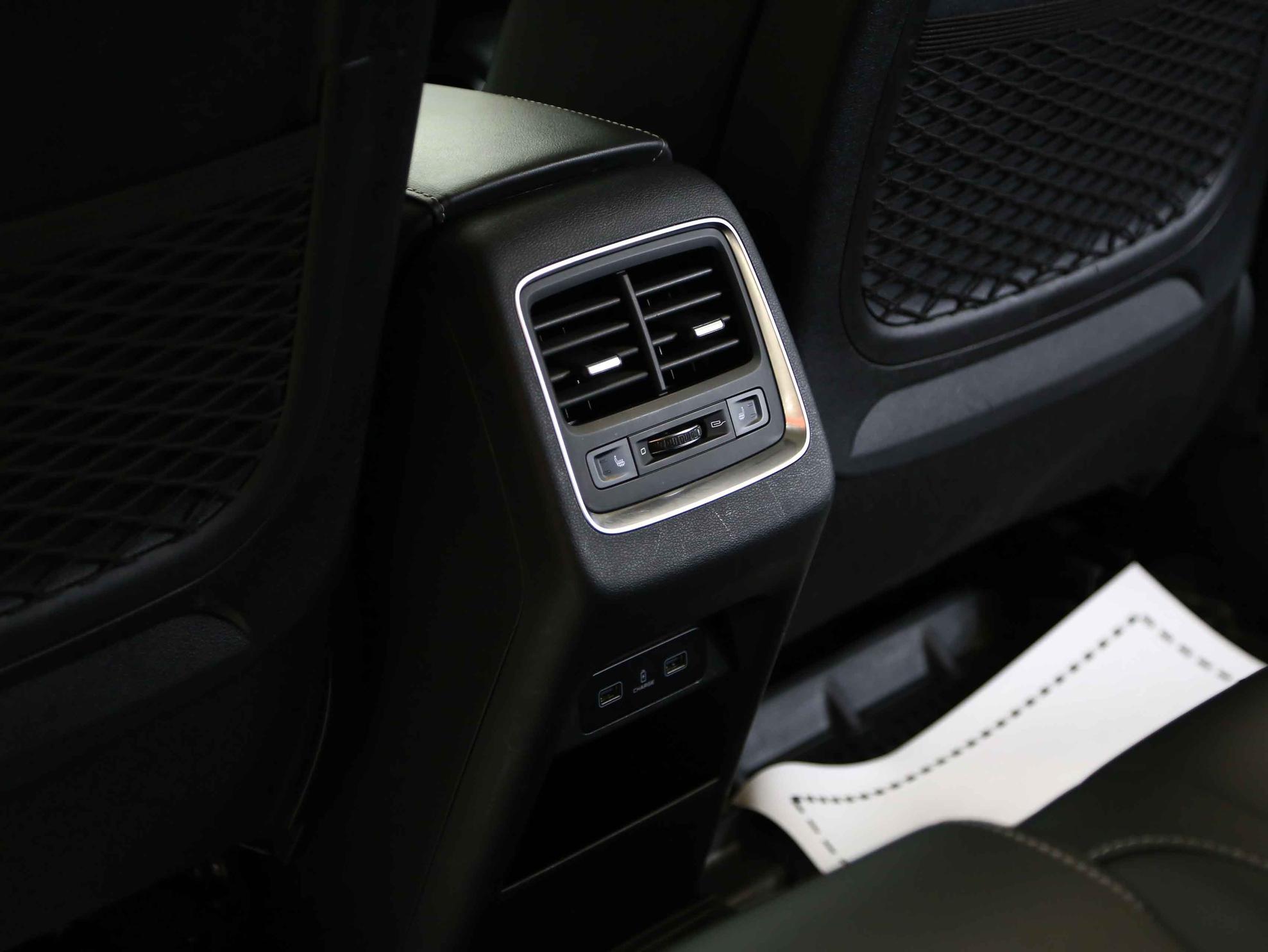 Geely Atlas Pro 2022, белый, ДЦ Орехово
