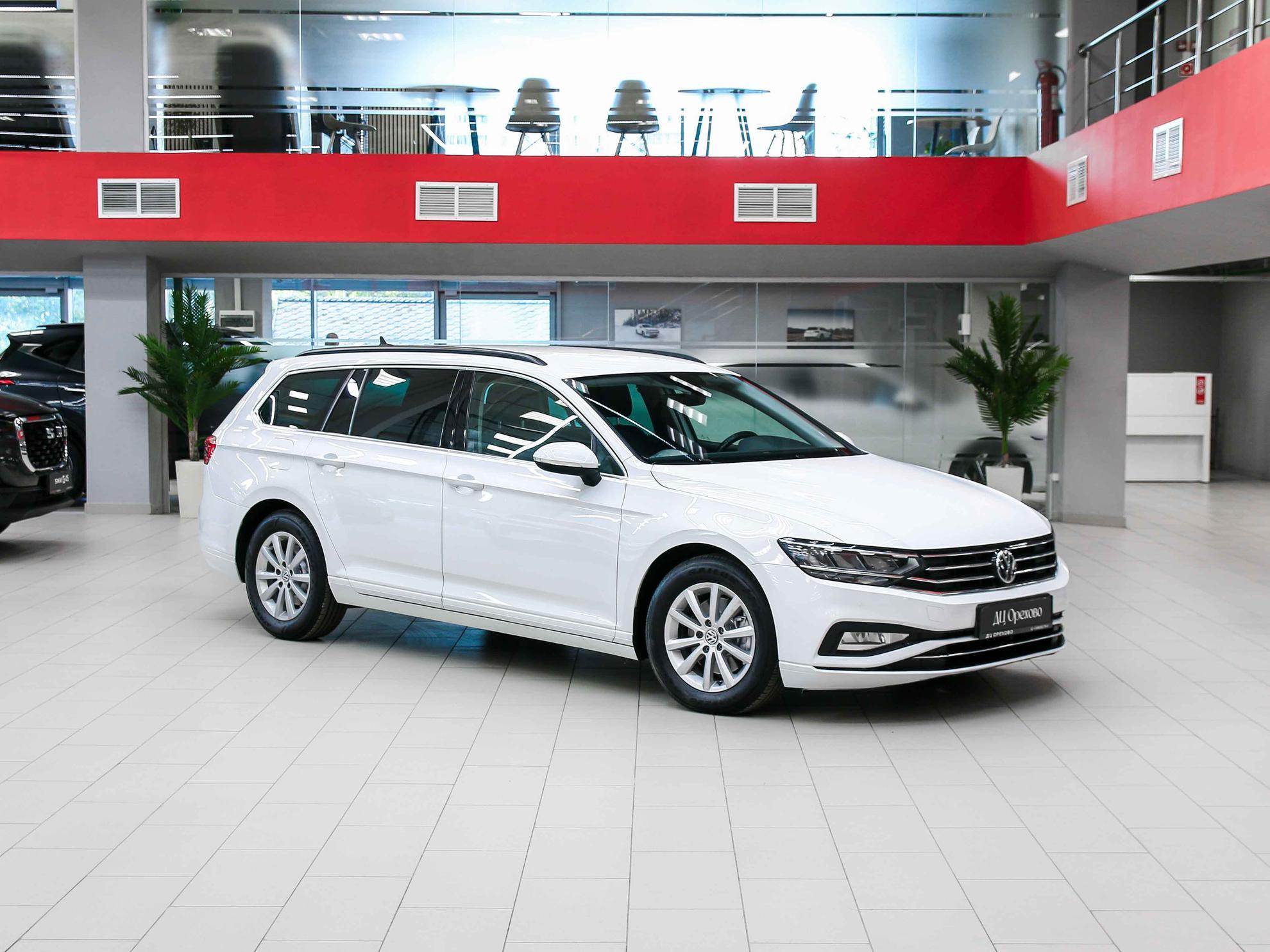 Volkswagen Passat 2020, белый, ДЦ Орехово