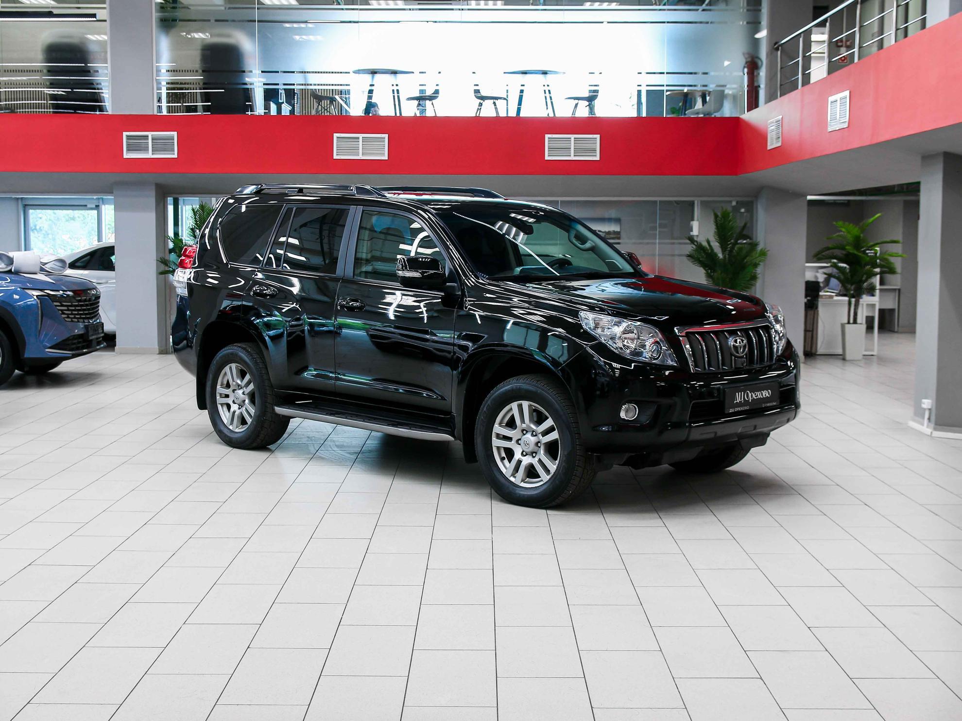 Toyota Land Cruiser Prado 2013, черный, ДЦ Орехово