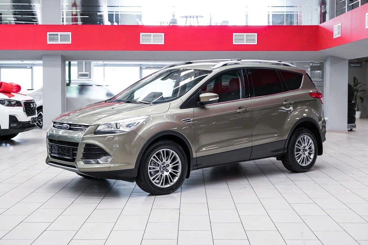 Ford Kuga 2013, серый, ДЦ Орехово