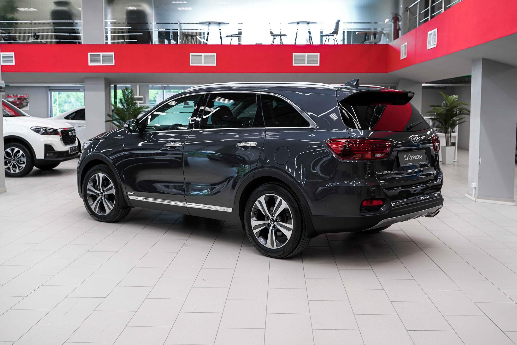 Kia Sorento 2019, серый, ДЦ Орехово