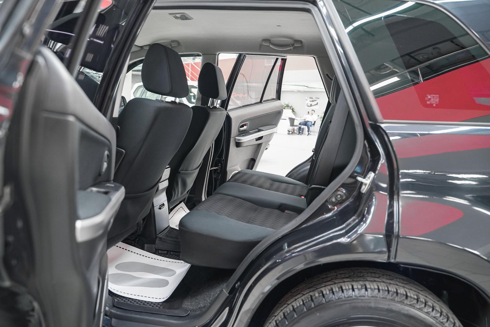 Suzuki Grand Vitara 2013, черный, ДЦ Орехово