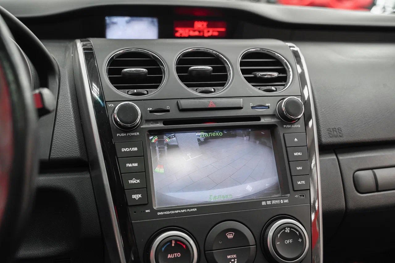 Mazda CX-7 2011, белый, ДЦ Орехово