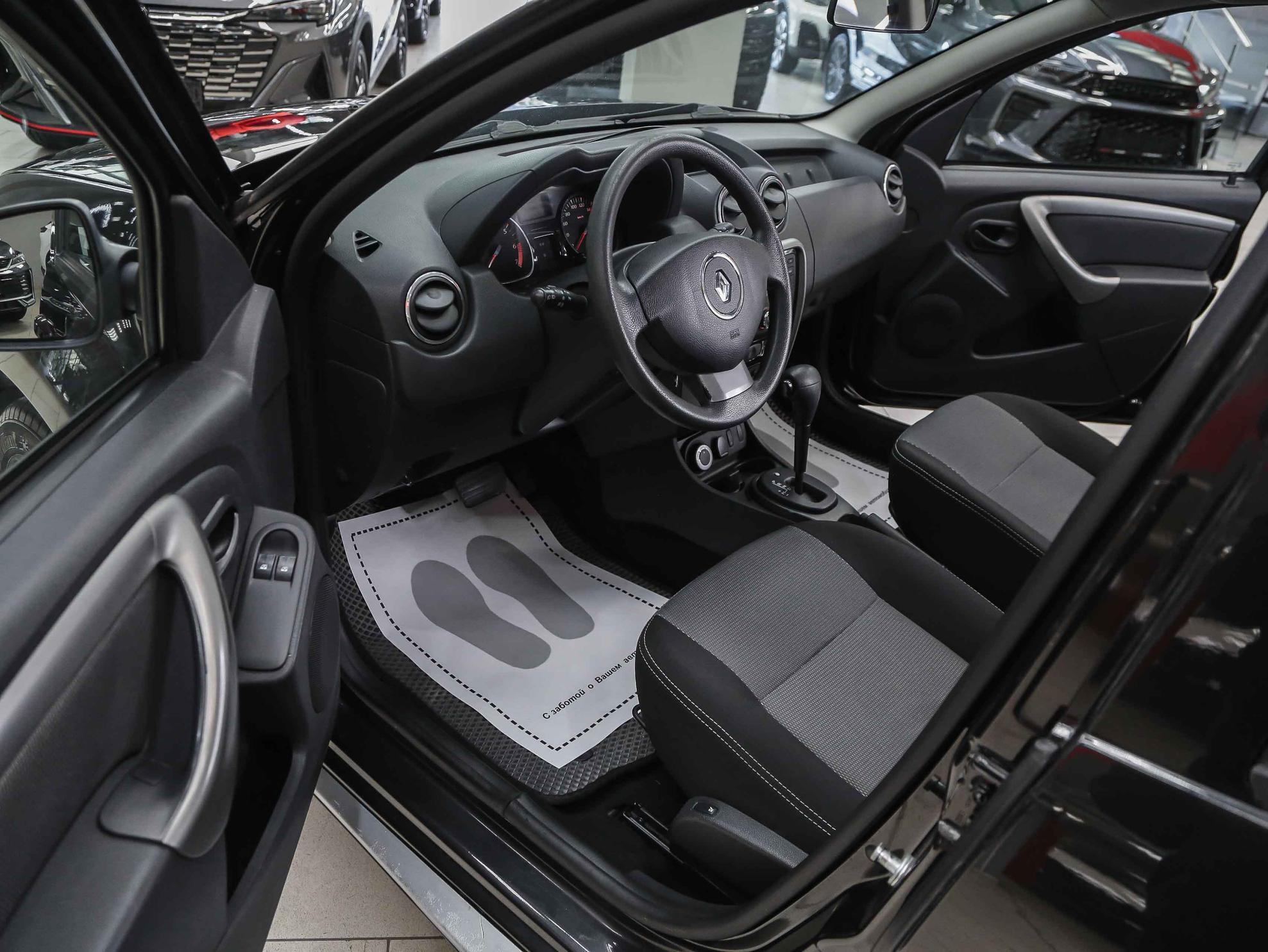 Renault Duster 2014, черный, ДЦ Орехово