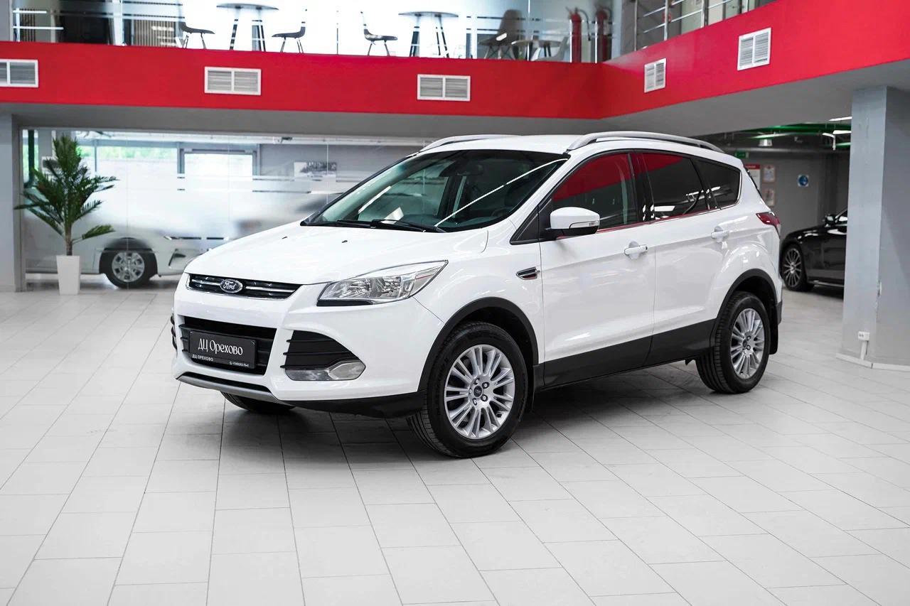 Ford Kuga 2015, белый, ДЦ Орехово