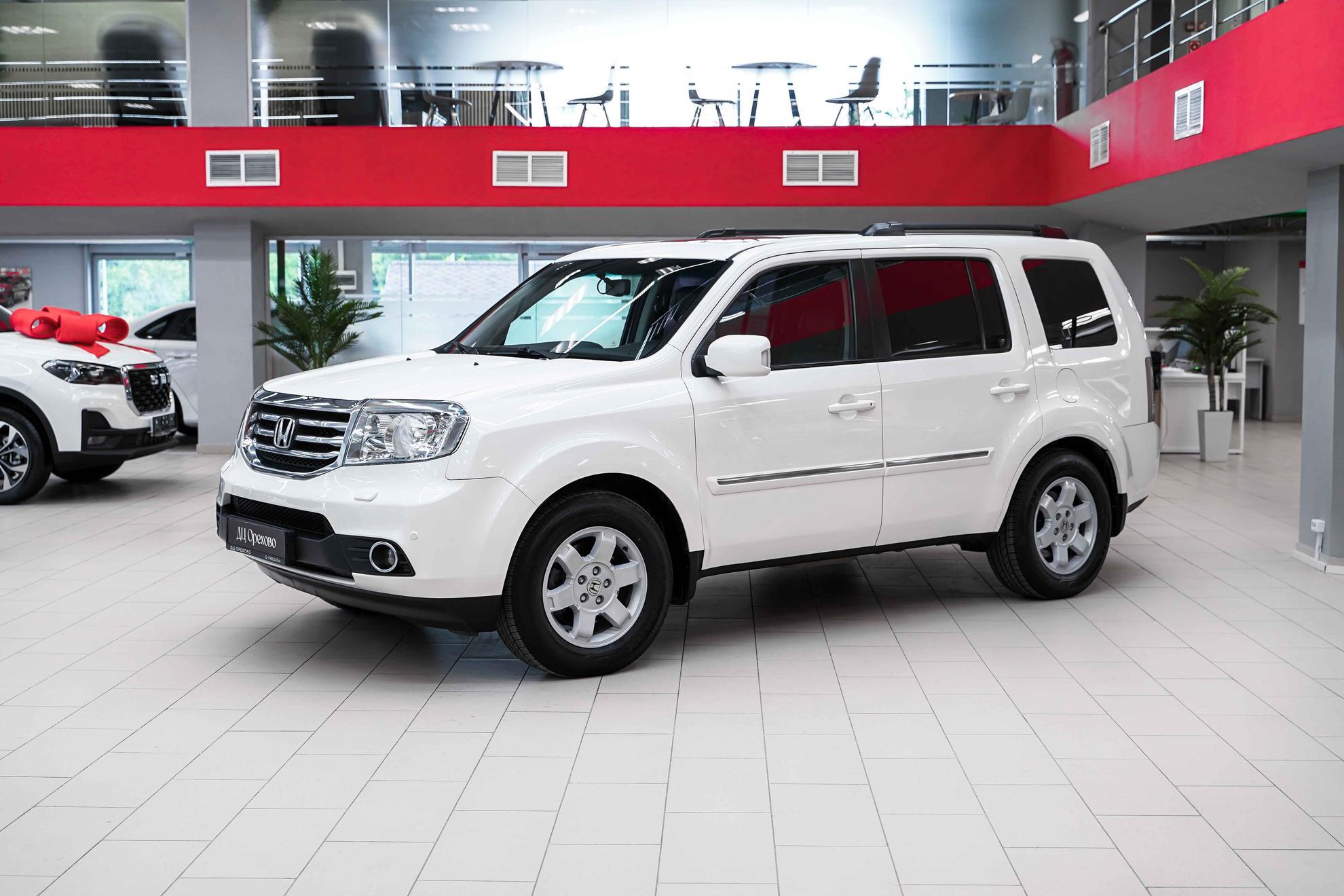 Honda Pilot 2013, белый, ДЦ Орехово