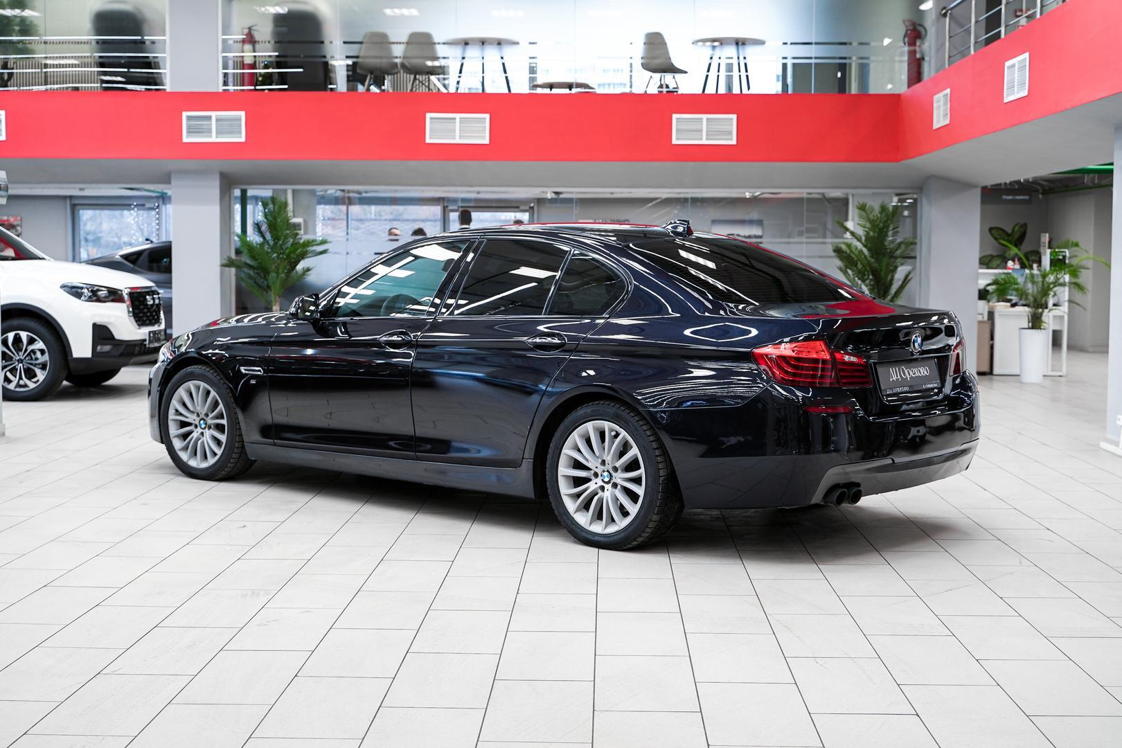 BMW 5 серии 2014, черный, ДЦ Орехово