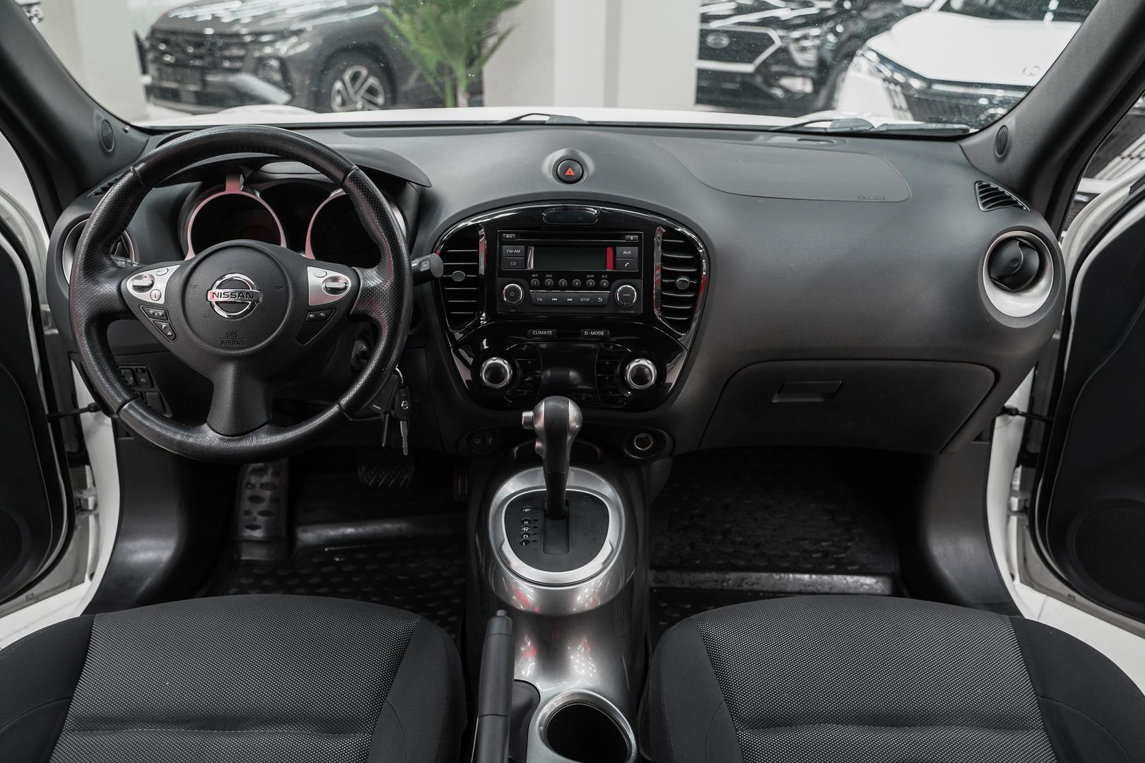 Nissan Juke 2013, белый, ДЦ Орехово