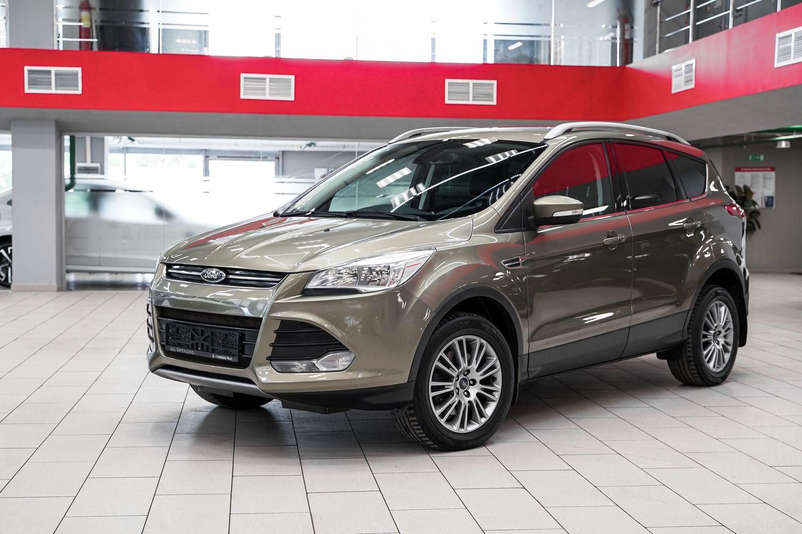 Ford Kuga 2013, зеленый, ДЦ Орехово
