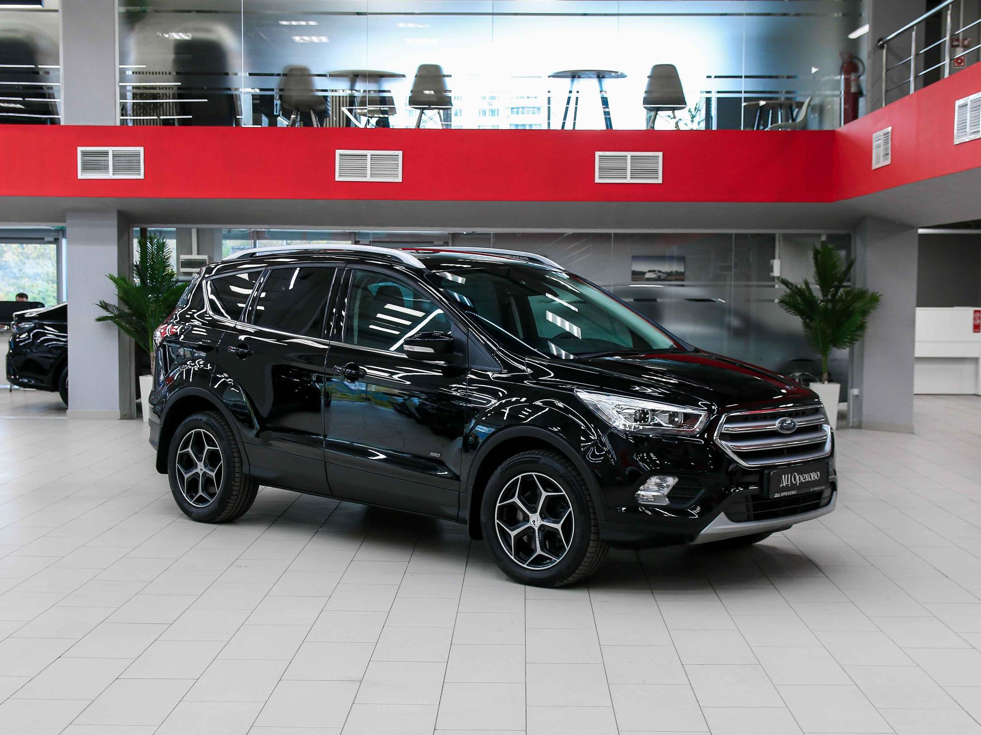 Ford Kuga 2017, черный, ДЦ Орехово