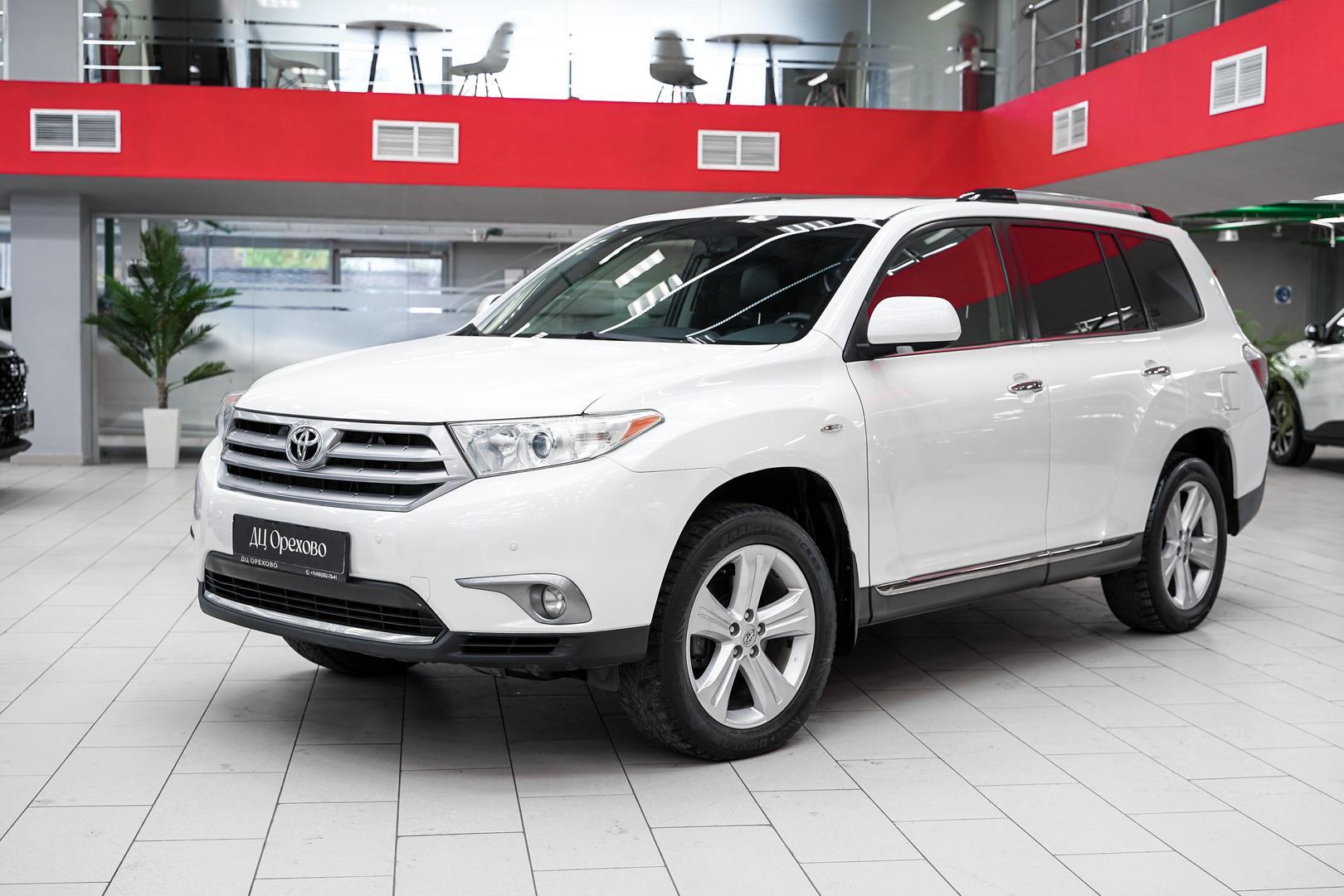 Toyota Highlander 2012, белый, ДЦ Орехово