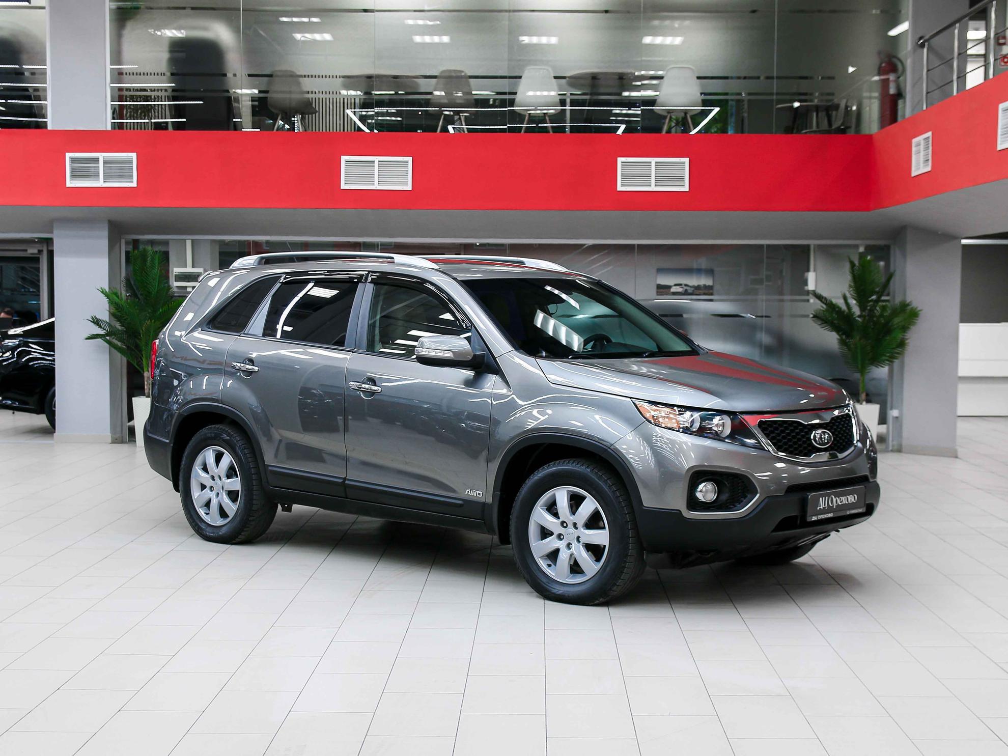 Kia Sorento 2011, серебряный, ДЦ Орехово