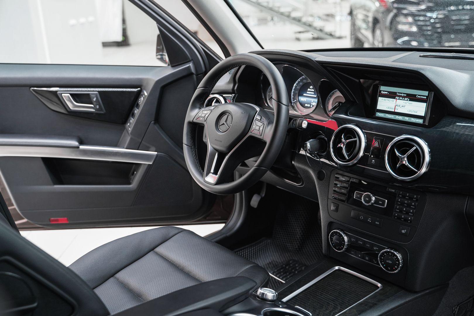 Mercedes-Benz GLK-Класс 2013, коричневый, ДЦ Орехово